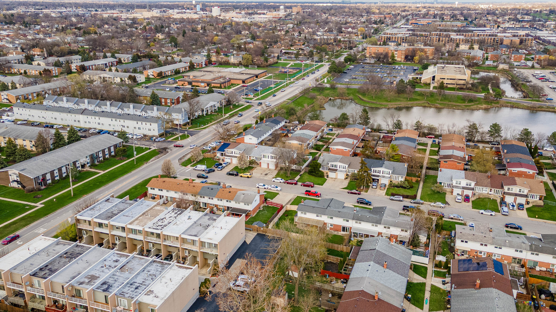 8945 ROBIN Drive #0, Des Plaines, IL 60016