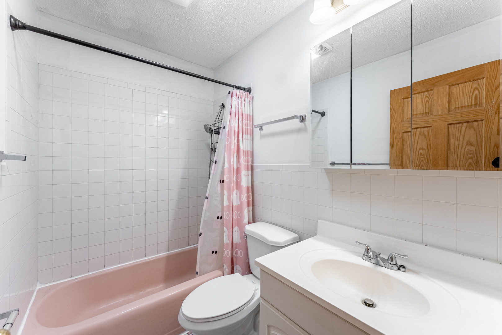 8945 ROBIN Drive #0, Des Plaines, IL 60016