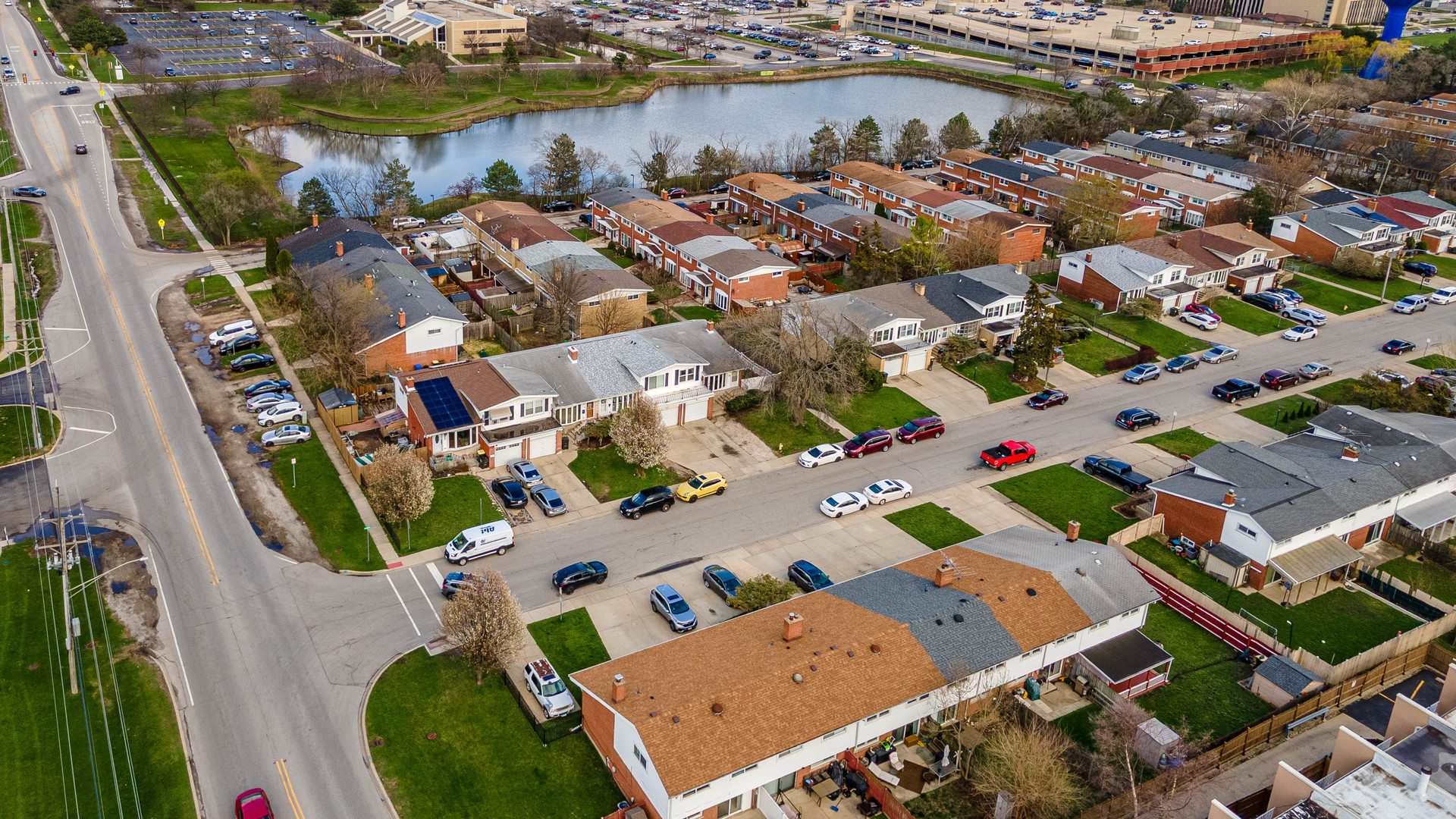 8945 ROBIN Drive #0, Des Plaines, IL 60016