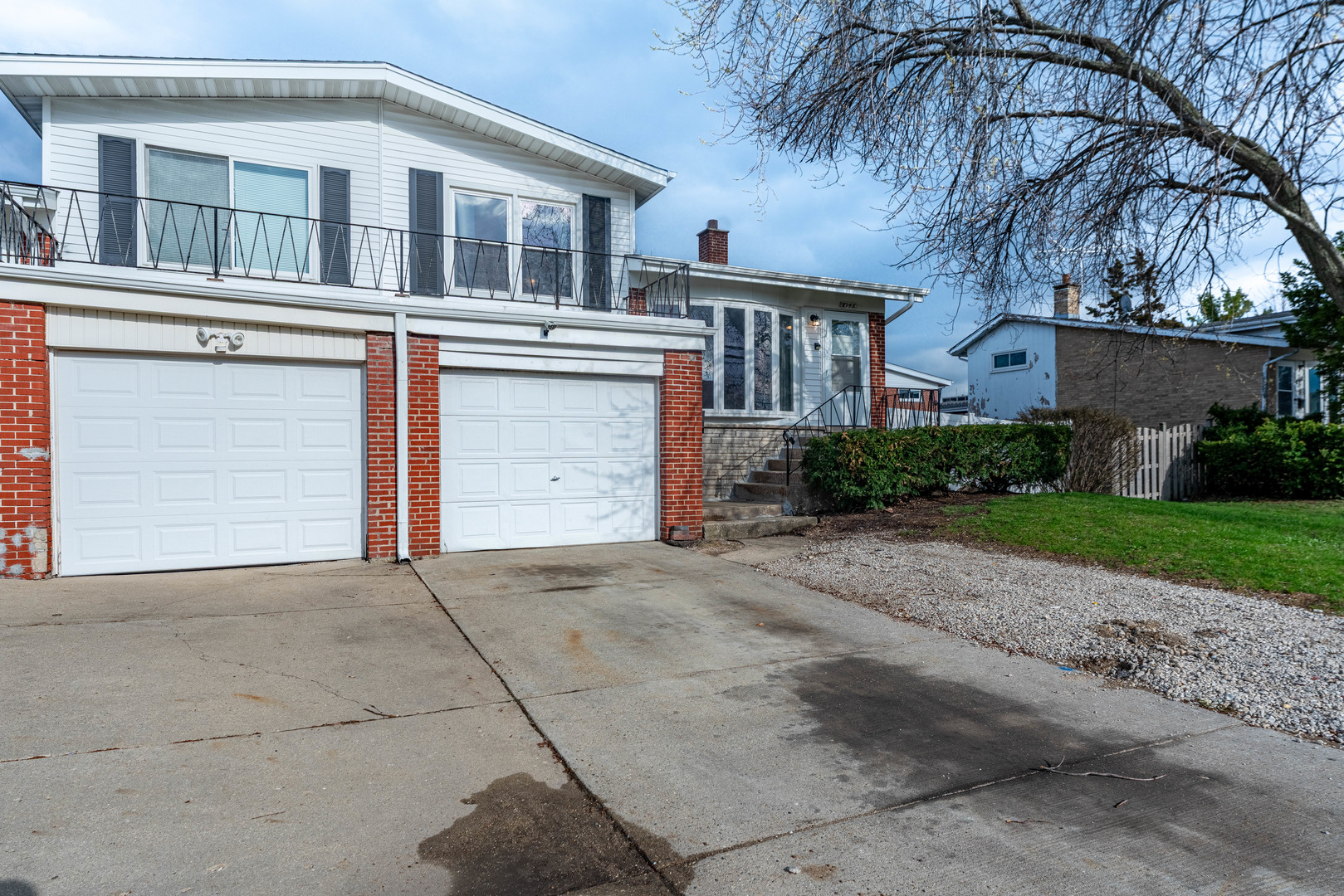 8945 ROBIN Drive #0, Des Plaines, IL 60016