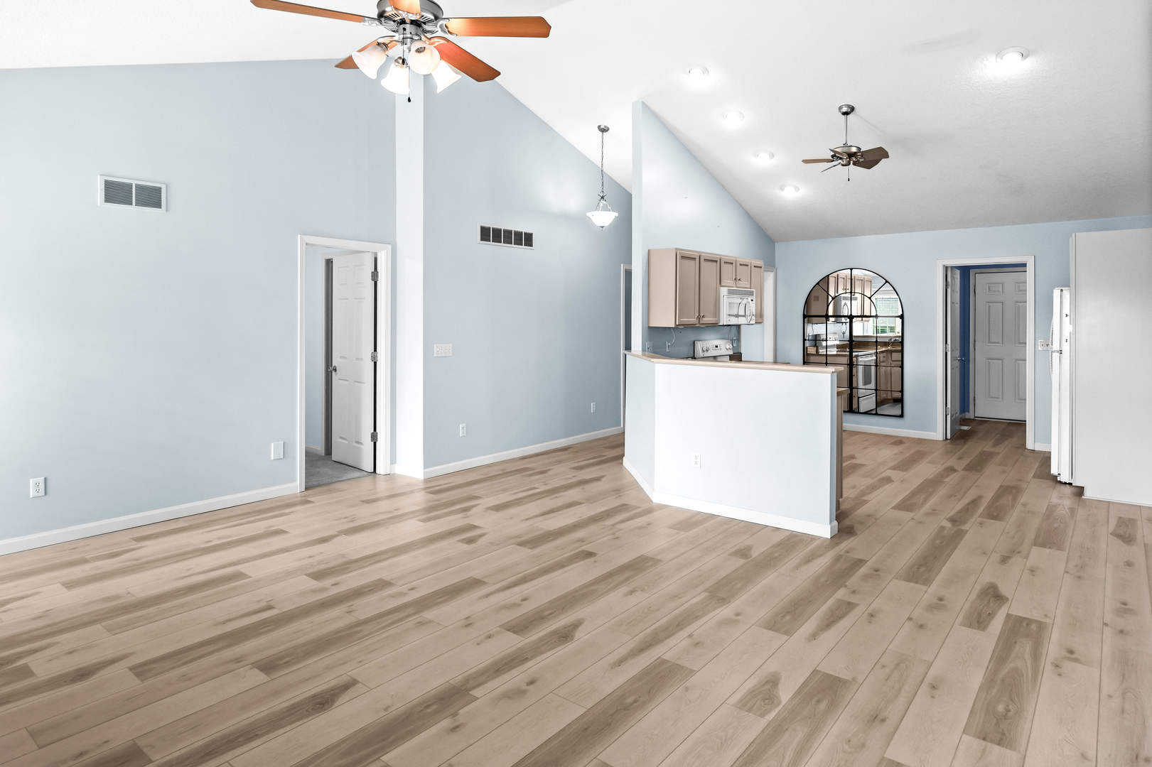 15 Ashling Court, Bloomington, IL 61704