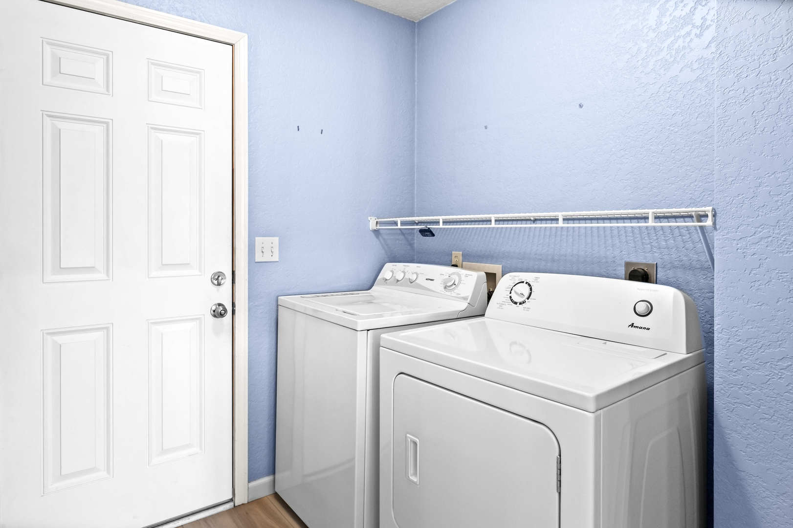 15 Ashling Court, Bloomington, IL 61704