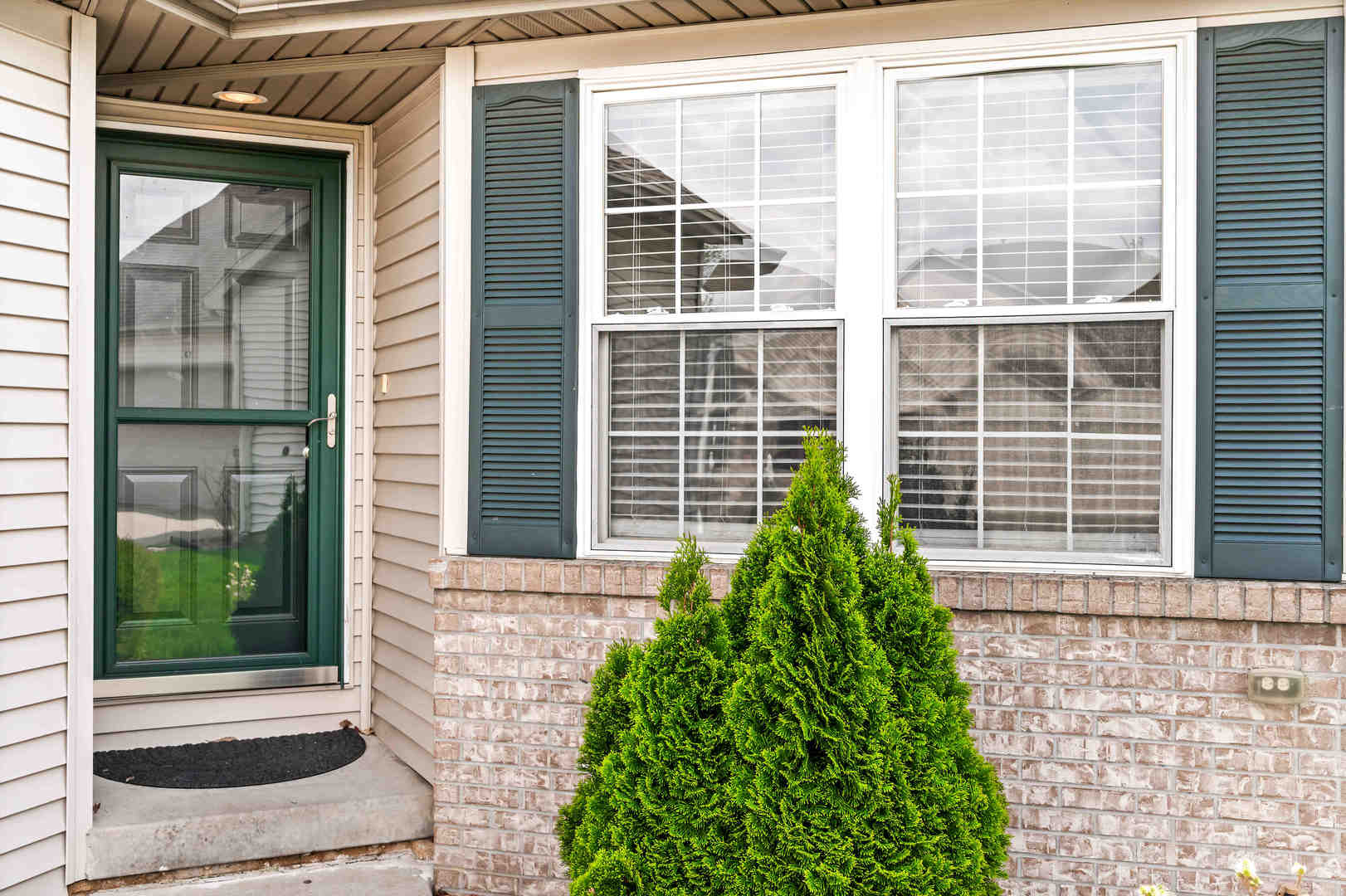 15 Ashling Court, Bloomington, IL 61704