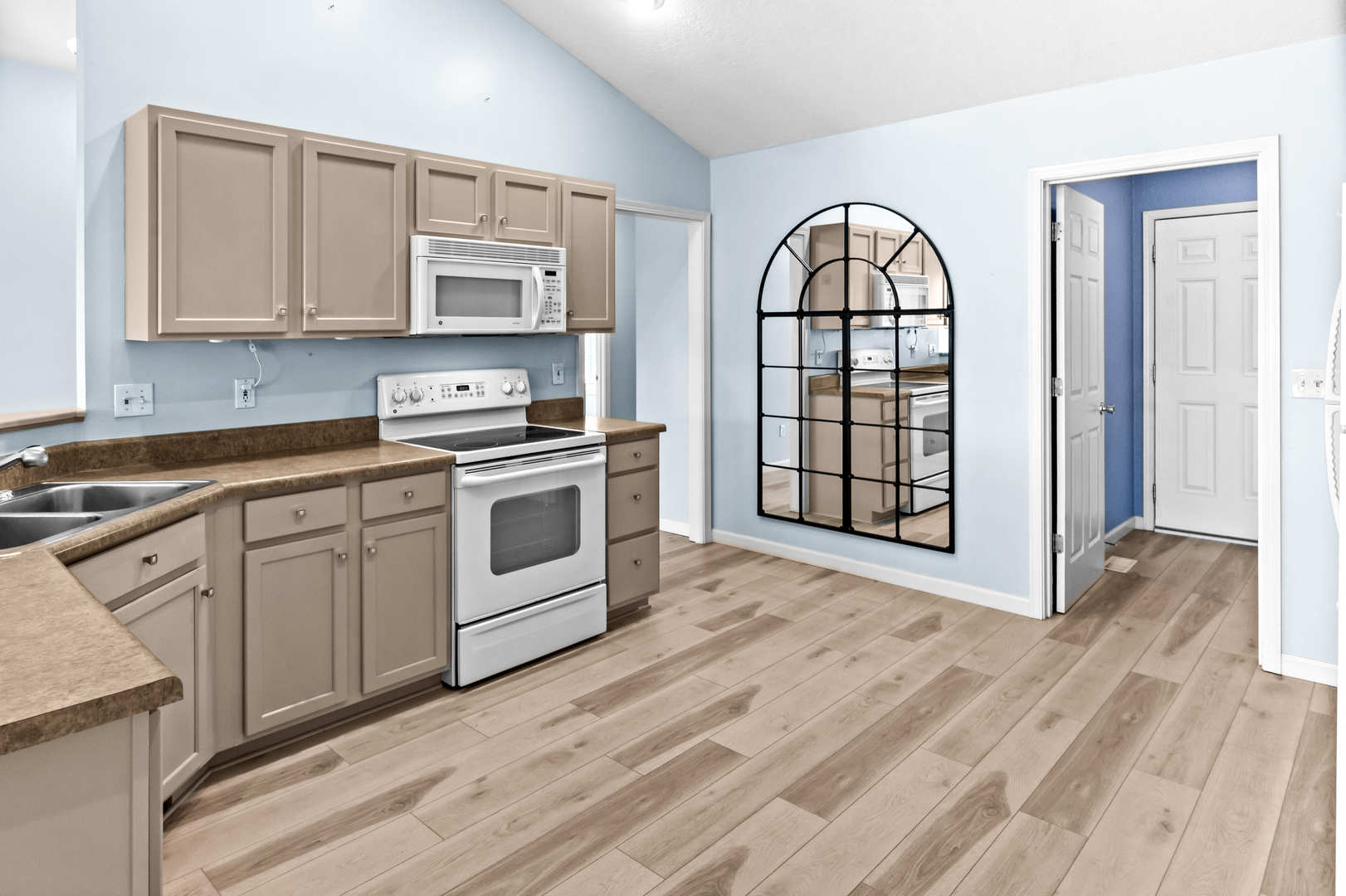 15 Ashling Court, Bloomington, IL 61704