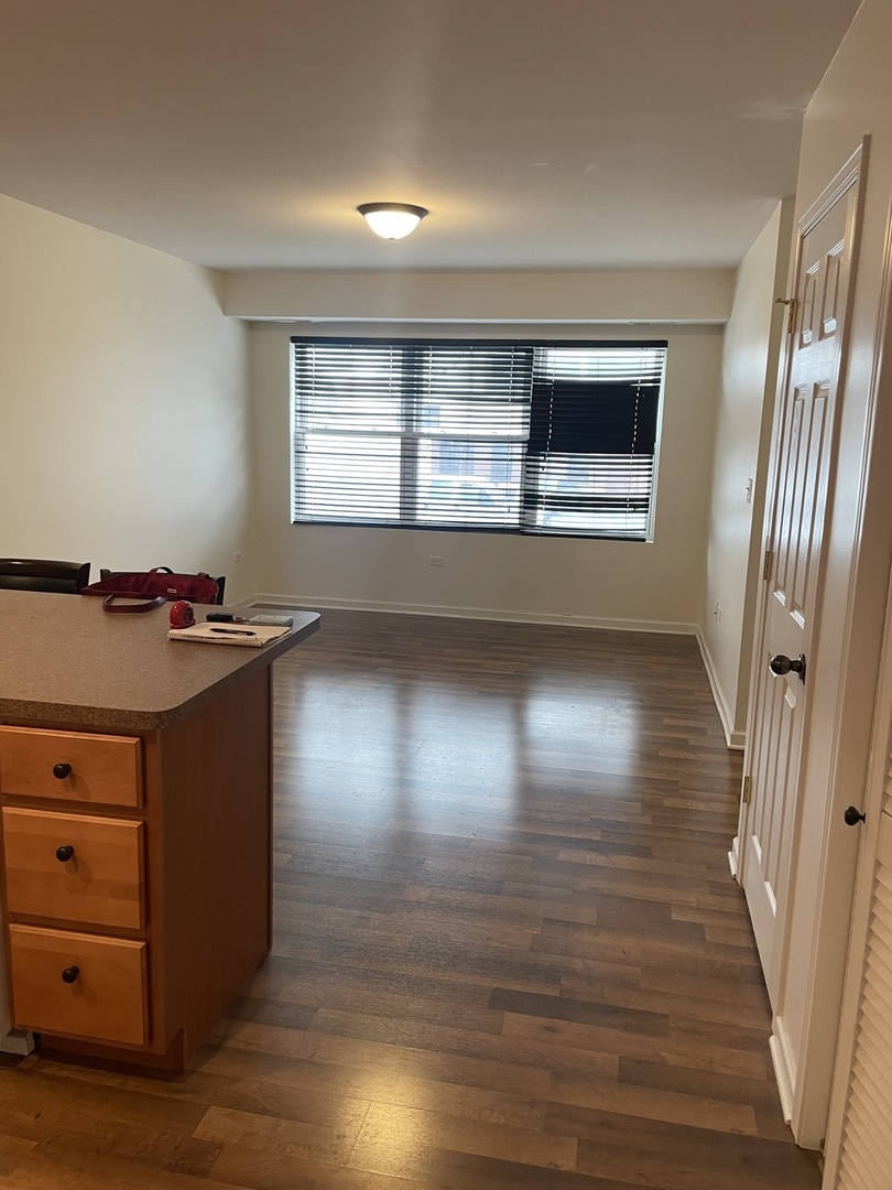 6906-6908 111th Street, Worth, IL 60482