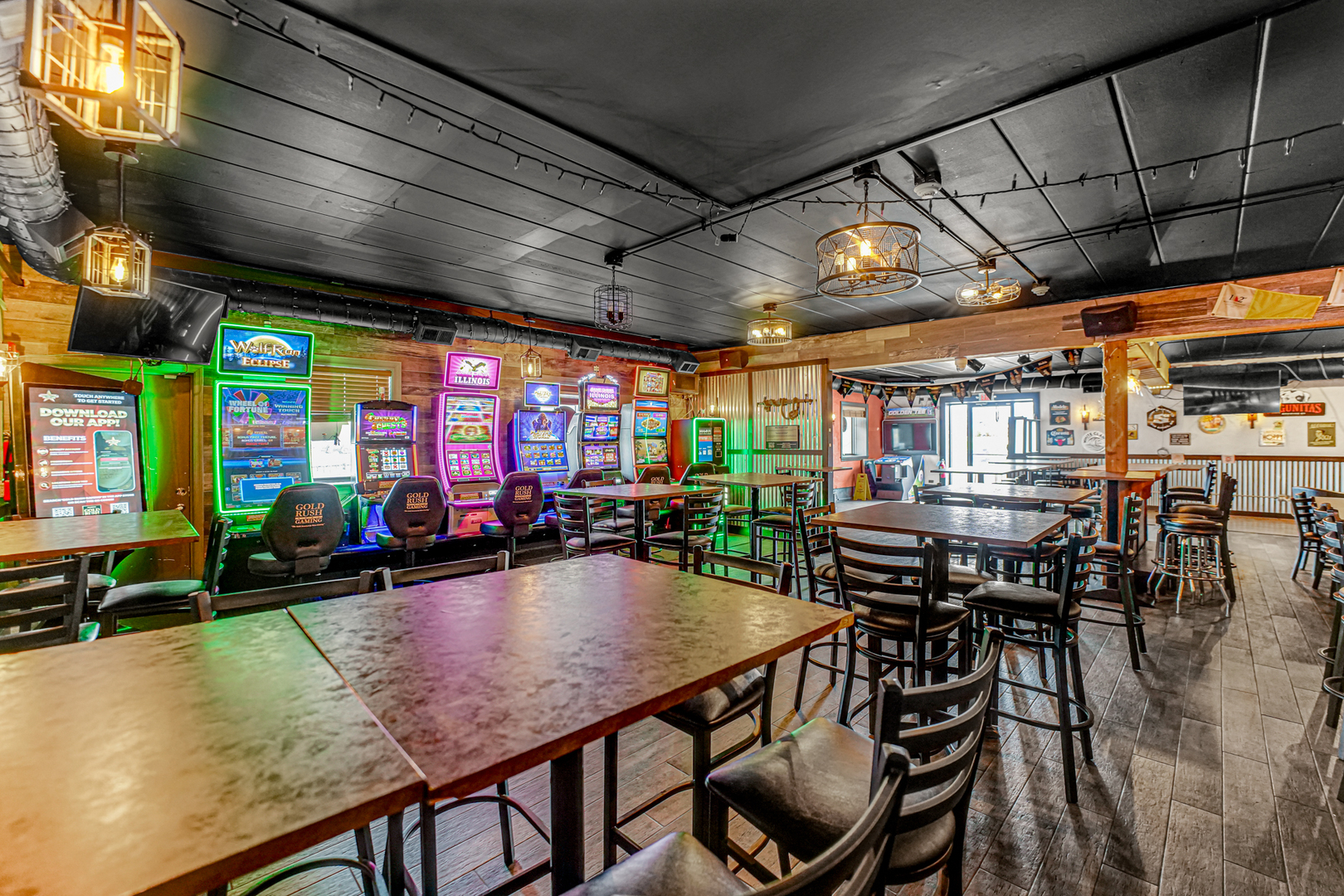 6906-6908 111th Street, Worth, IL 60482