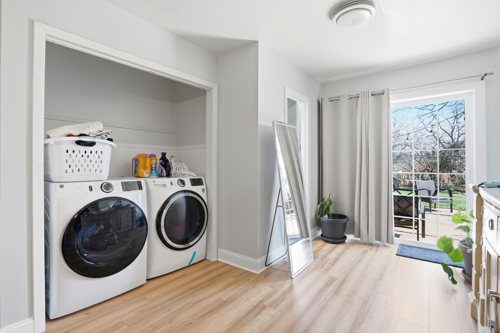 38W311 IL Route 64 Hwy, St. Charles, IL 60175