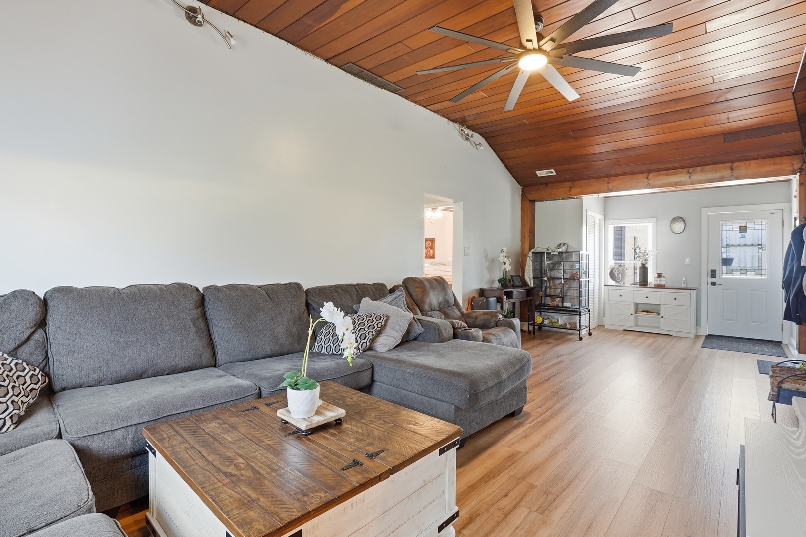 38W311 IL Route 64 Hwy, St. Charles, IL 60175