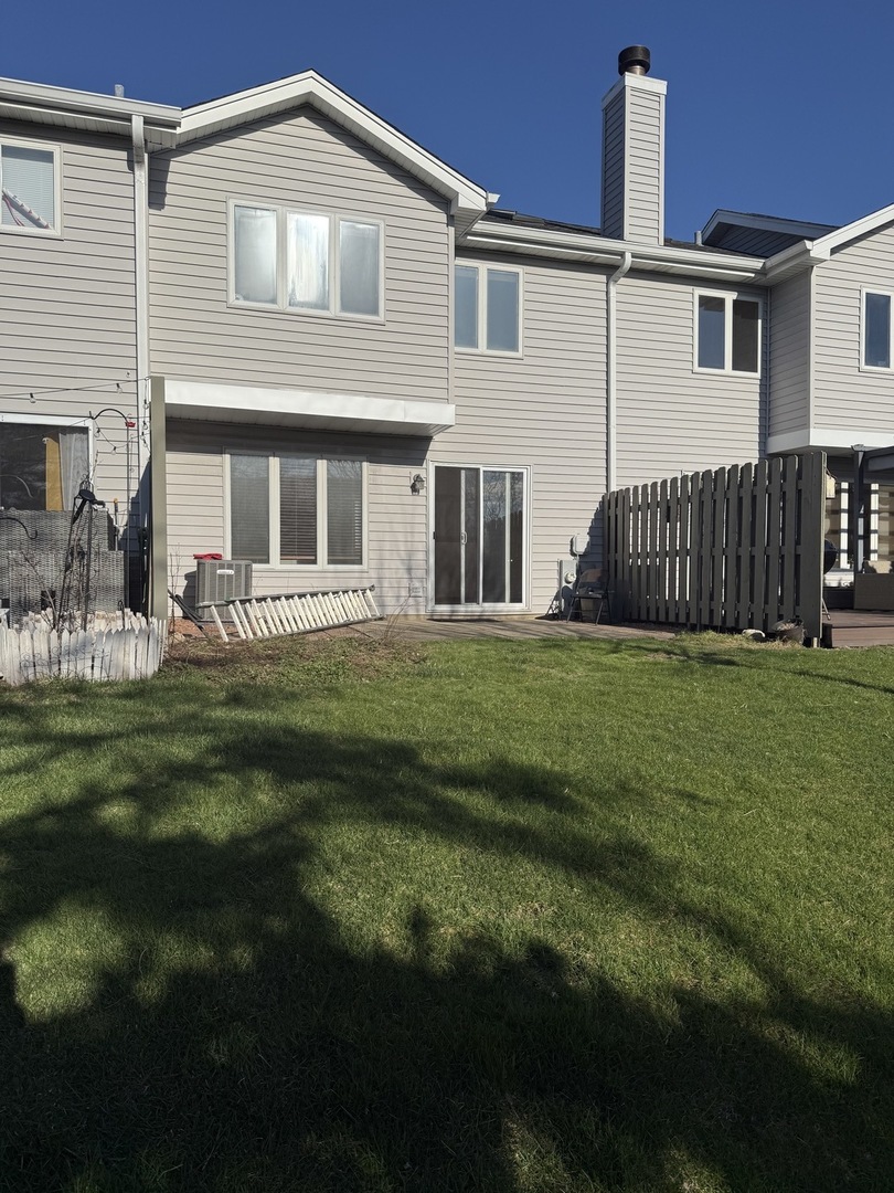 8316 HIGHPOINT Circle #E, Darien, IL 60561