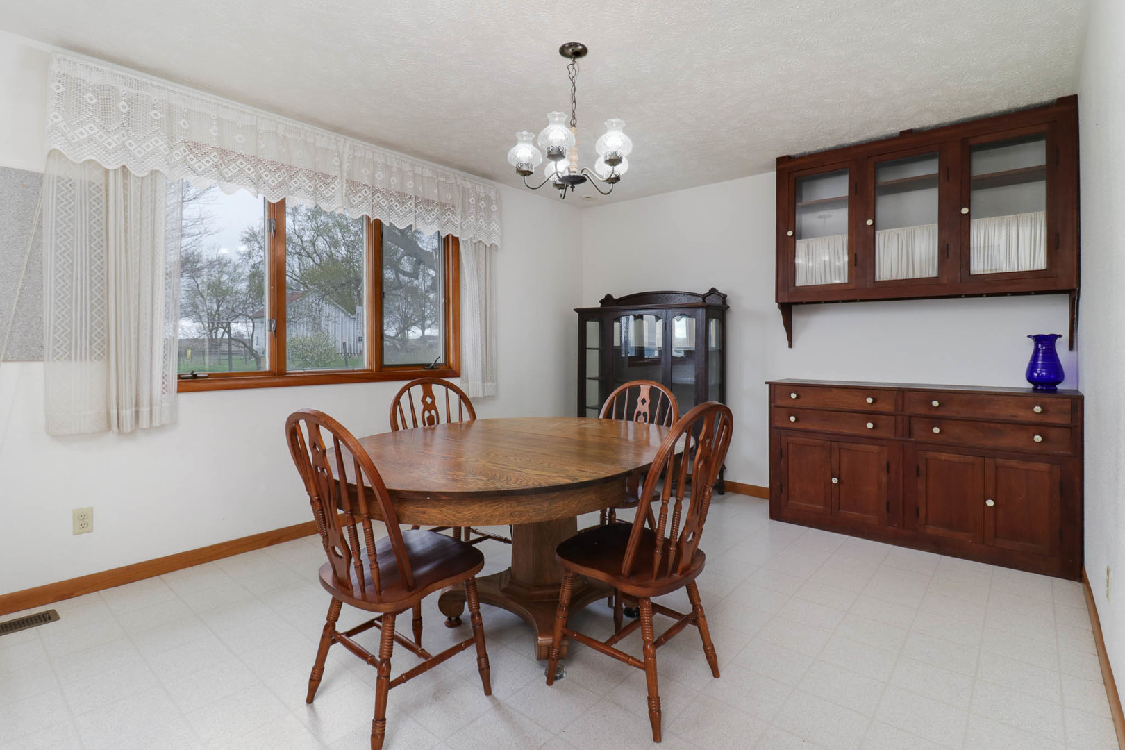 1109 W 4th Street, Delavan, IL 61734