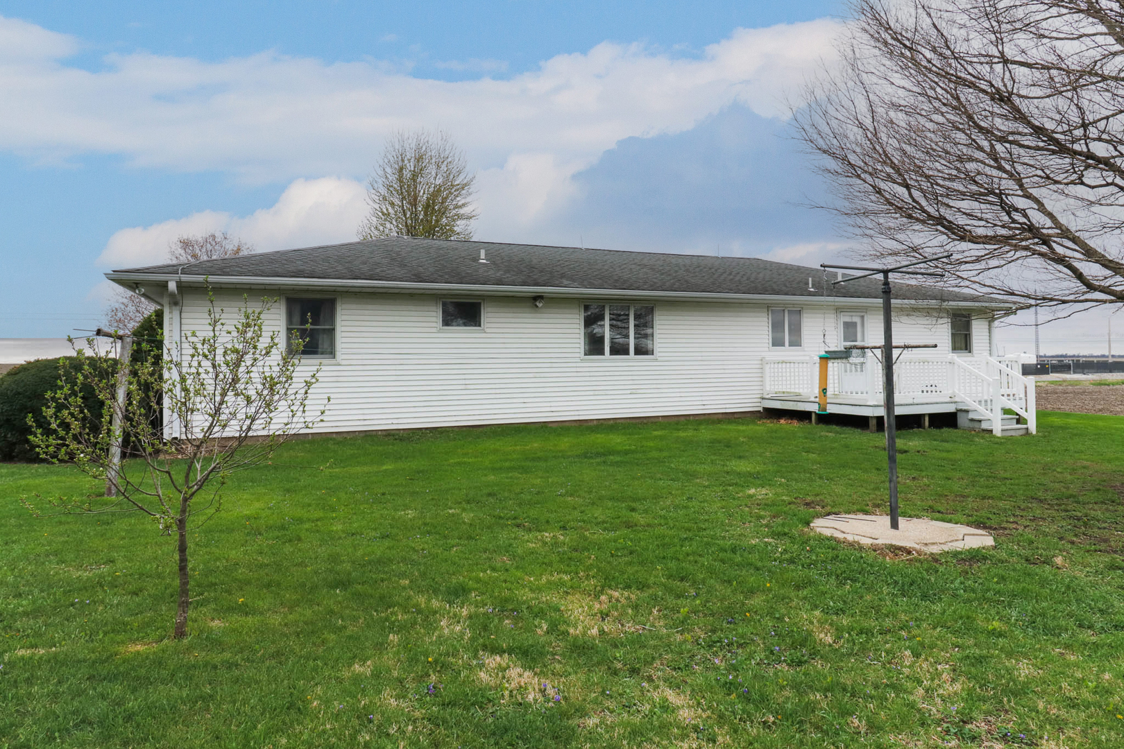 1109 W 4th Street, Delavan, IL 61734