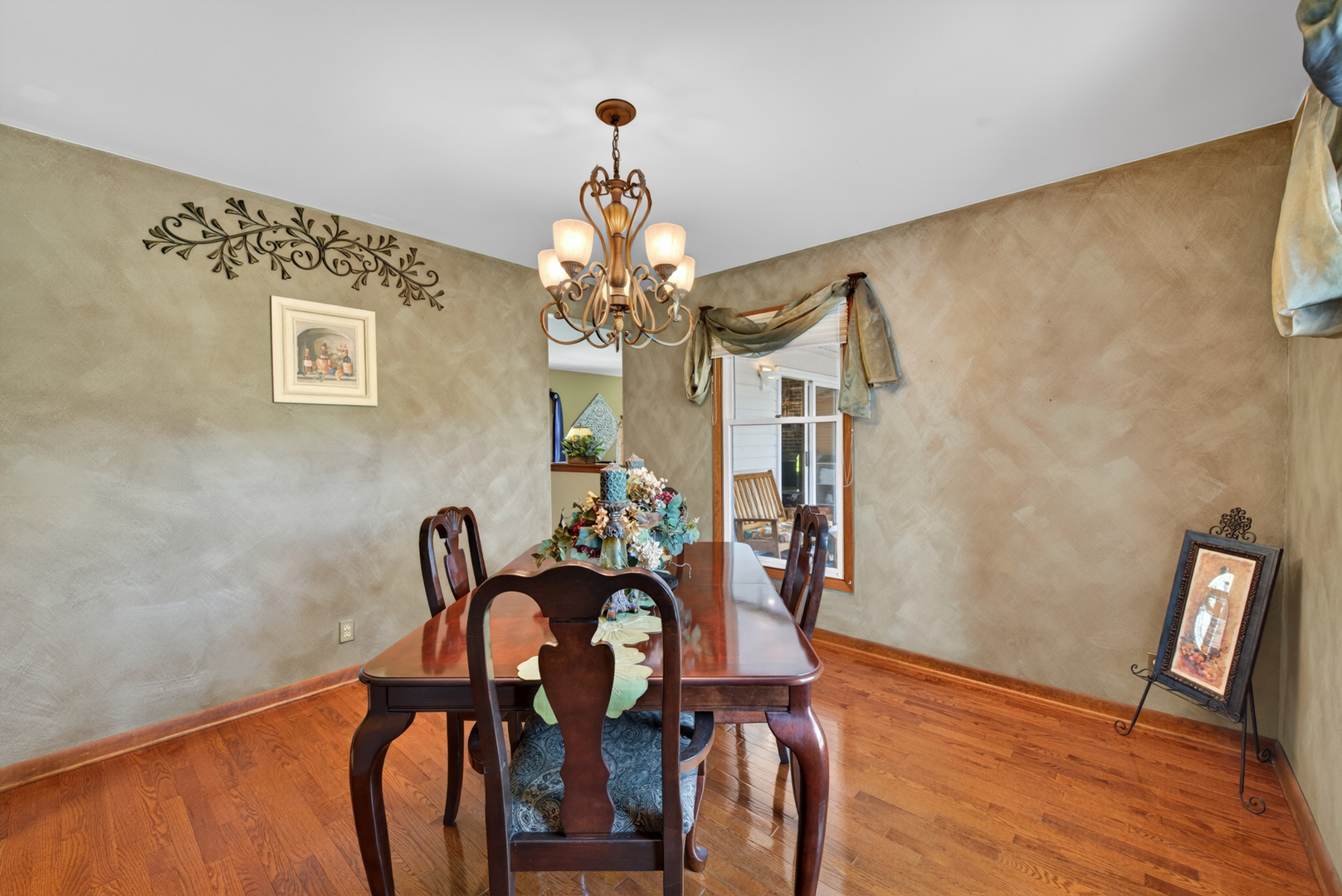 721 Wisconsin Road, New Lenox, IL 60451