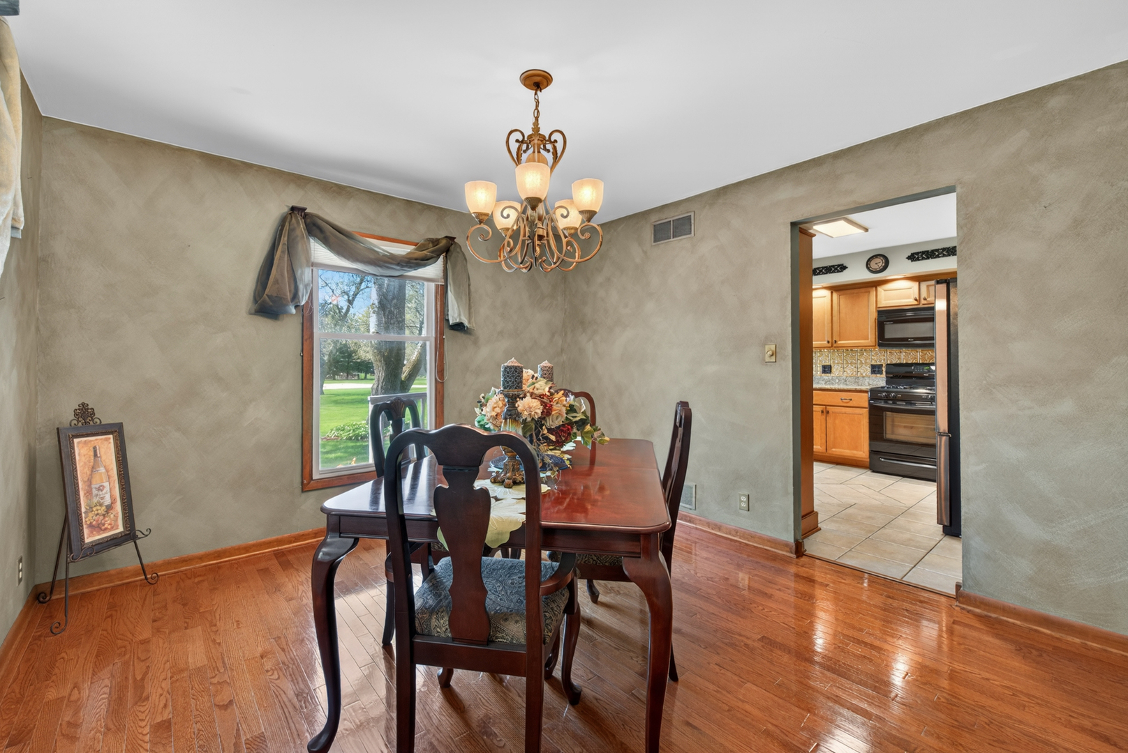 721 Wisconsin Road, New Lenox, IL 60451