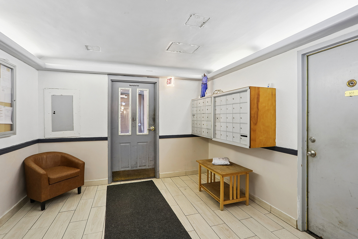 7355 S South Shore Drive #306, Chicago, IL 60649