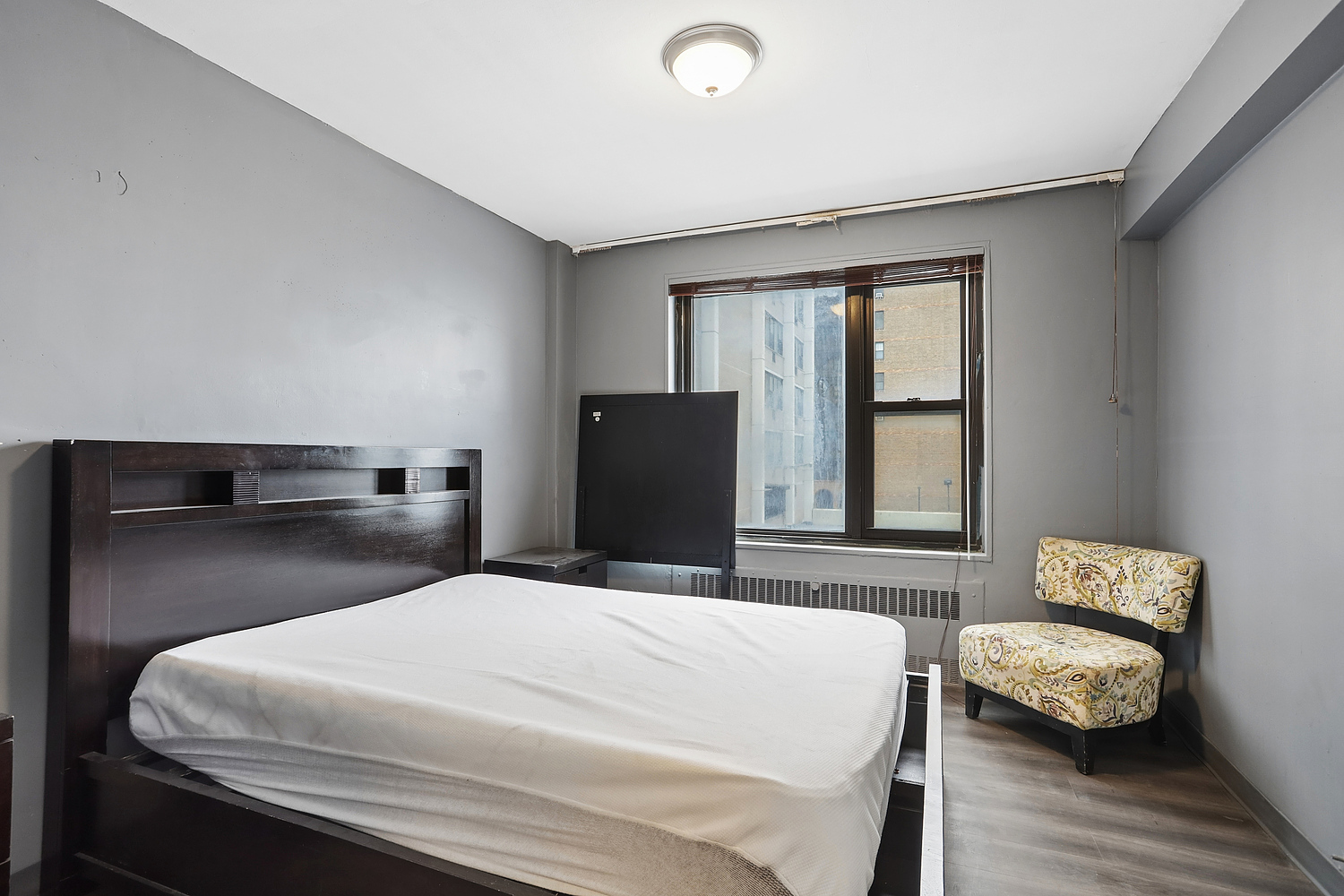 7355 S South Shore Drive #306, Chicago, IL 60649