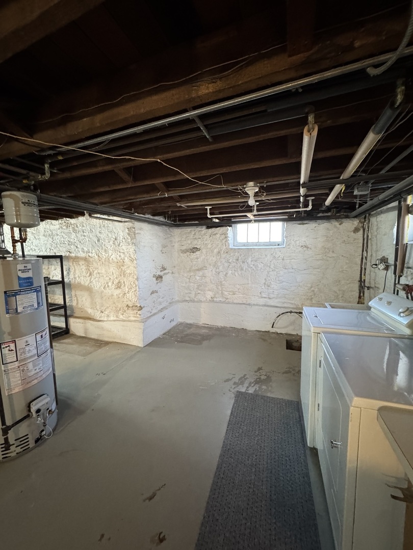 14 S Jackson Street #1, Batavia, IL 60510