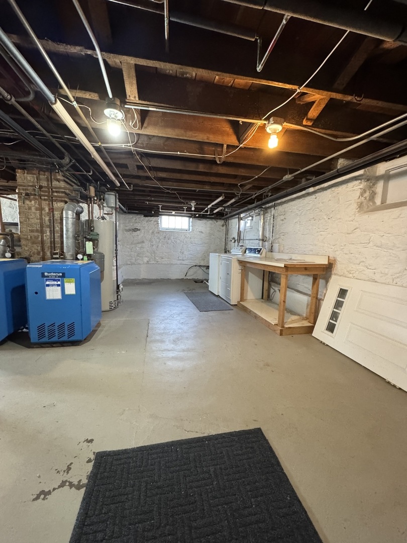 14 S Jackson Street #1, Batavia, IL 60510