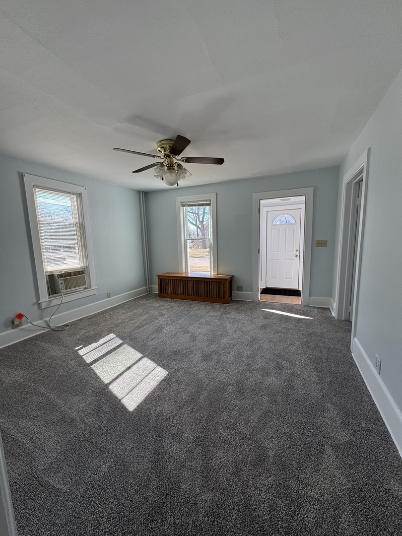 14 S Jackson Street #1, Batavia, IL 60510