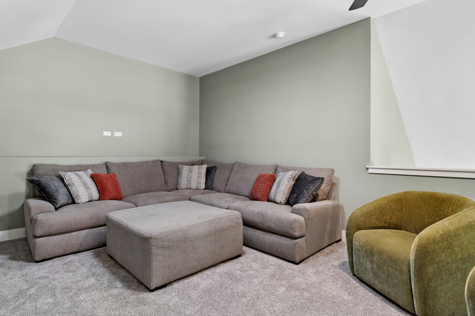 534 Sudbury Circle, Oswego, IL 60543