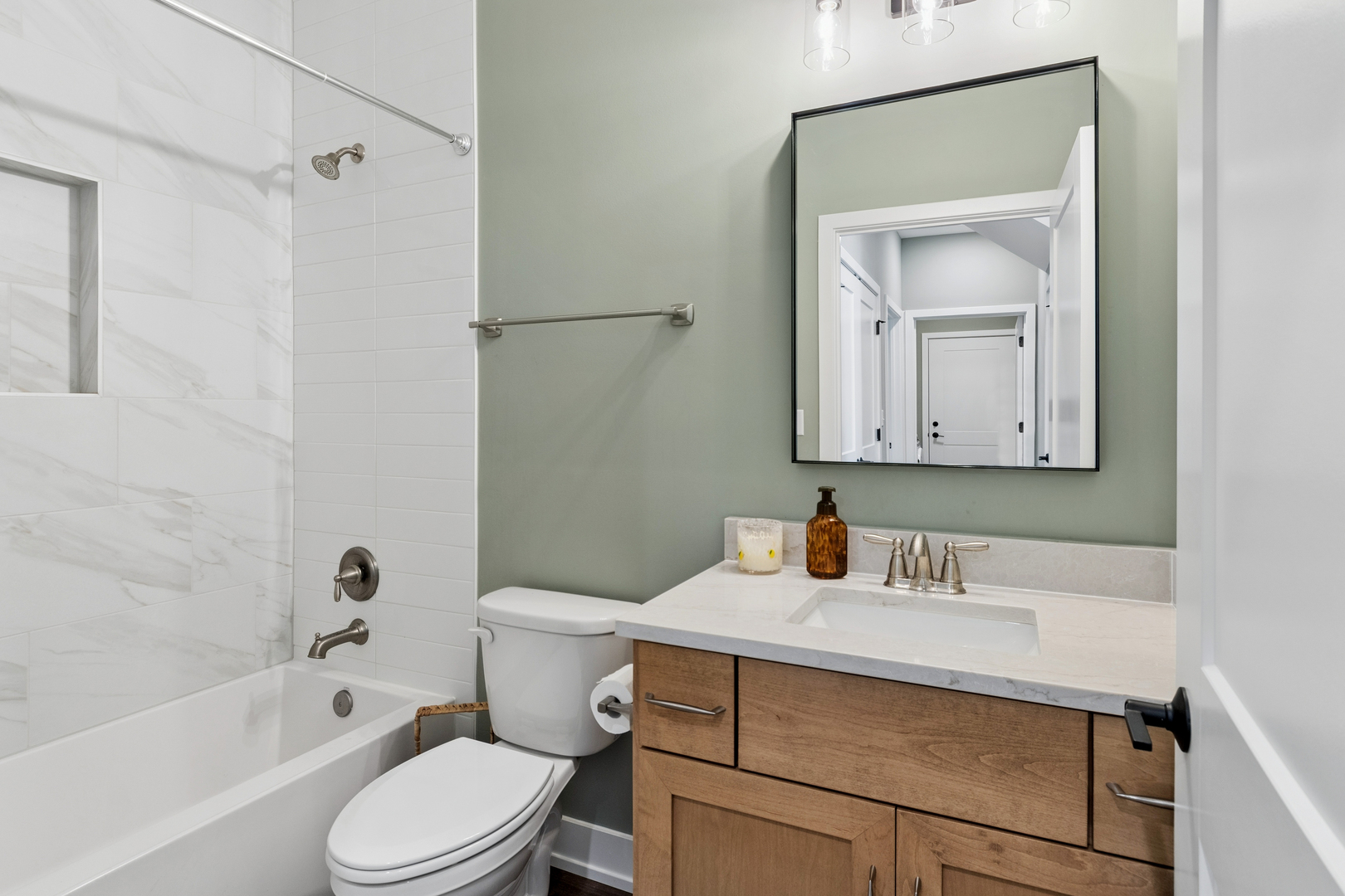 534 Sudbury Circle, Oswego, IL 60543