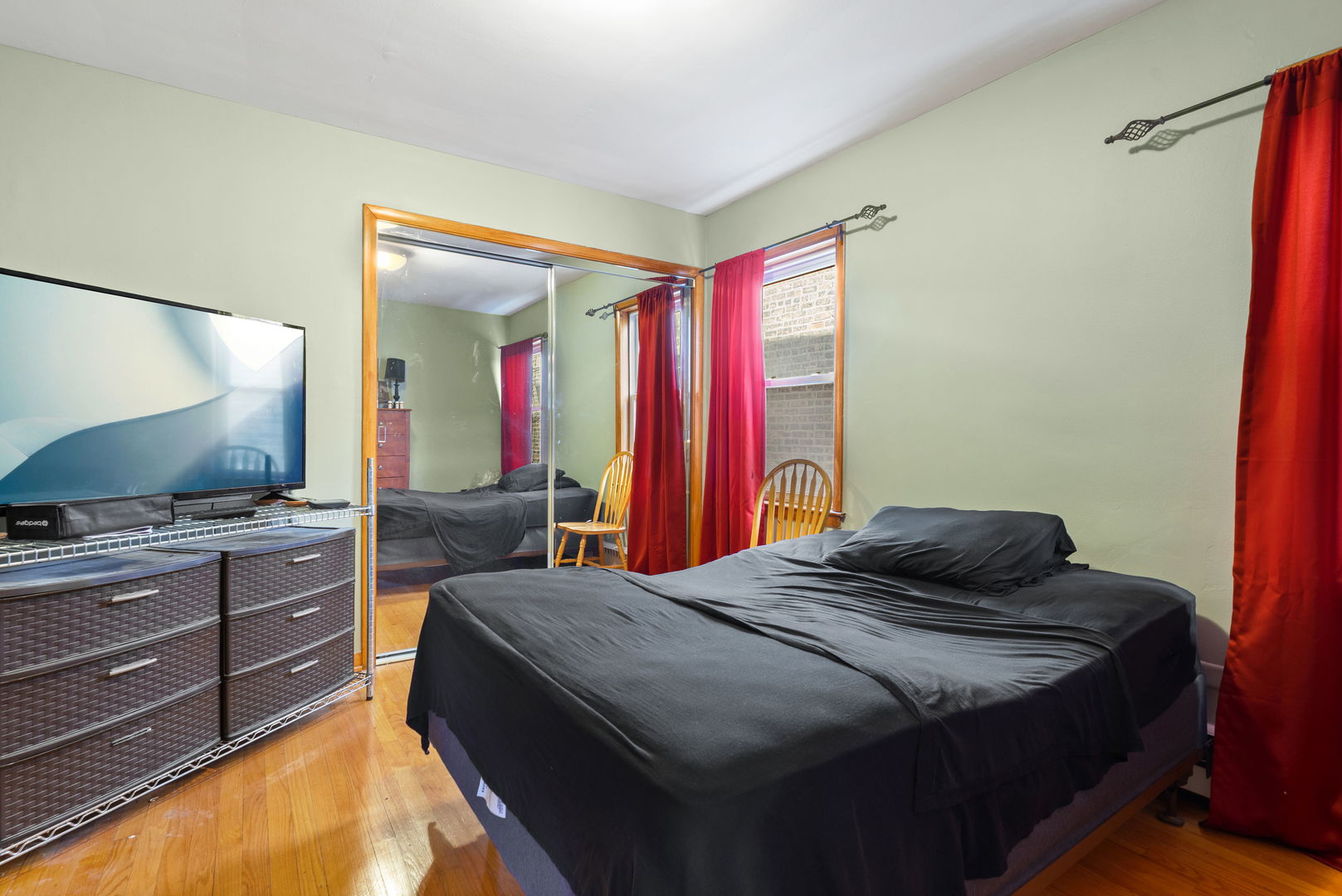 5515 N Artesian Avenue #1, Chicago, IL 60625