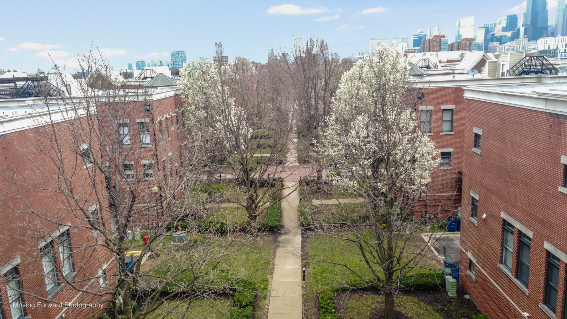 814 W 15th Place, Chicago, IL 60608