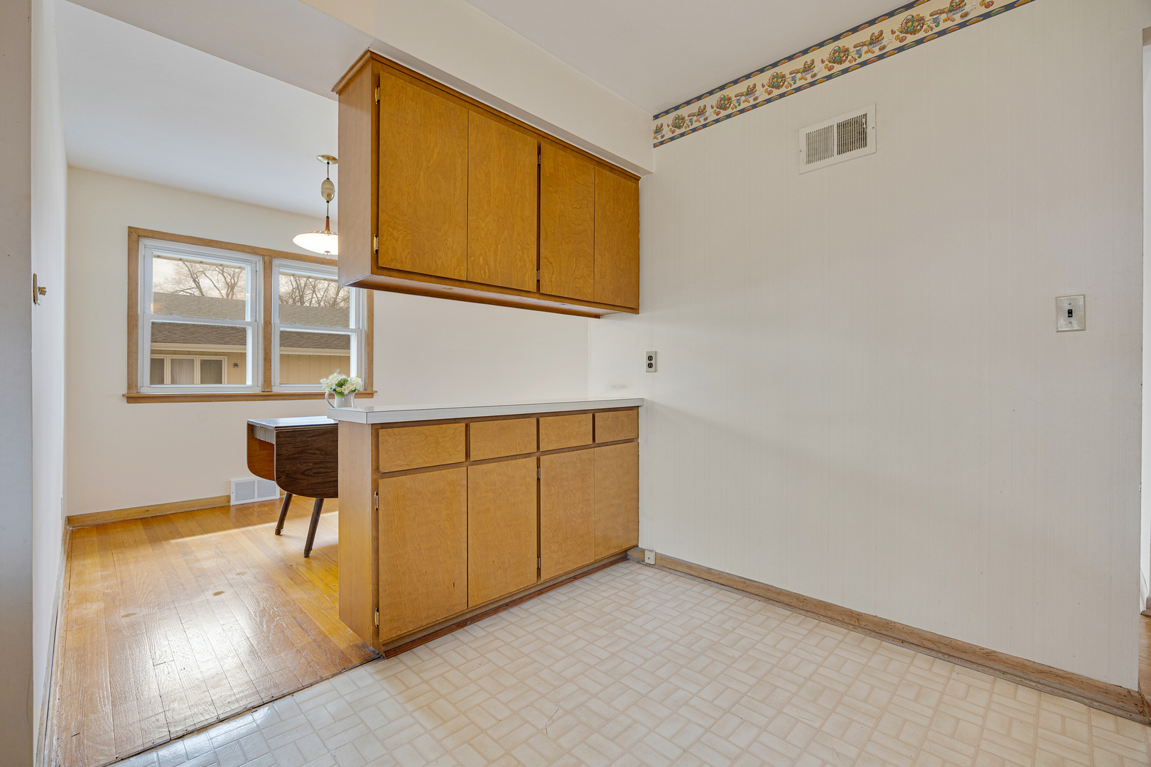 2701 Lee Street, Melrose Park, IL 60164