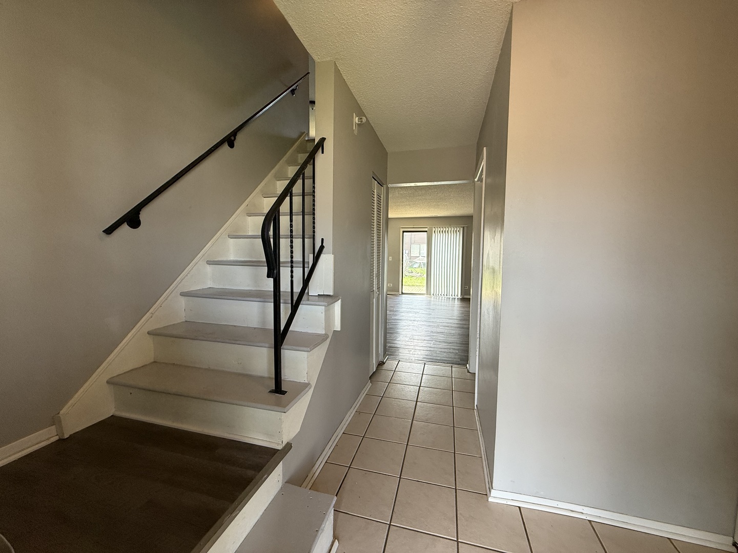 4564 Whitney Drive, Hanover Park, IL 60133