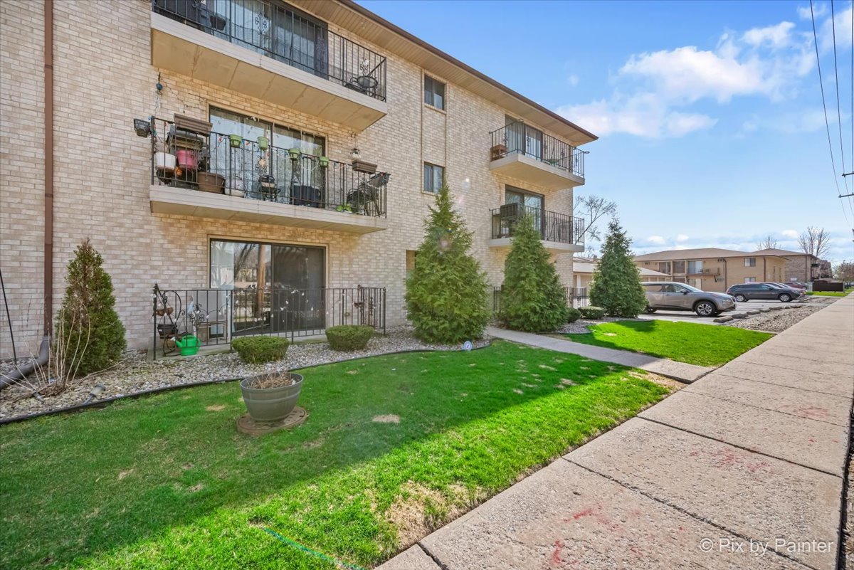 9800 Sayre Avenue #1C, Chicago Ridge, IL 60415