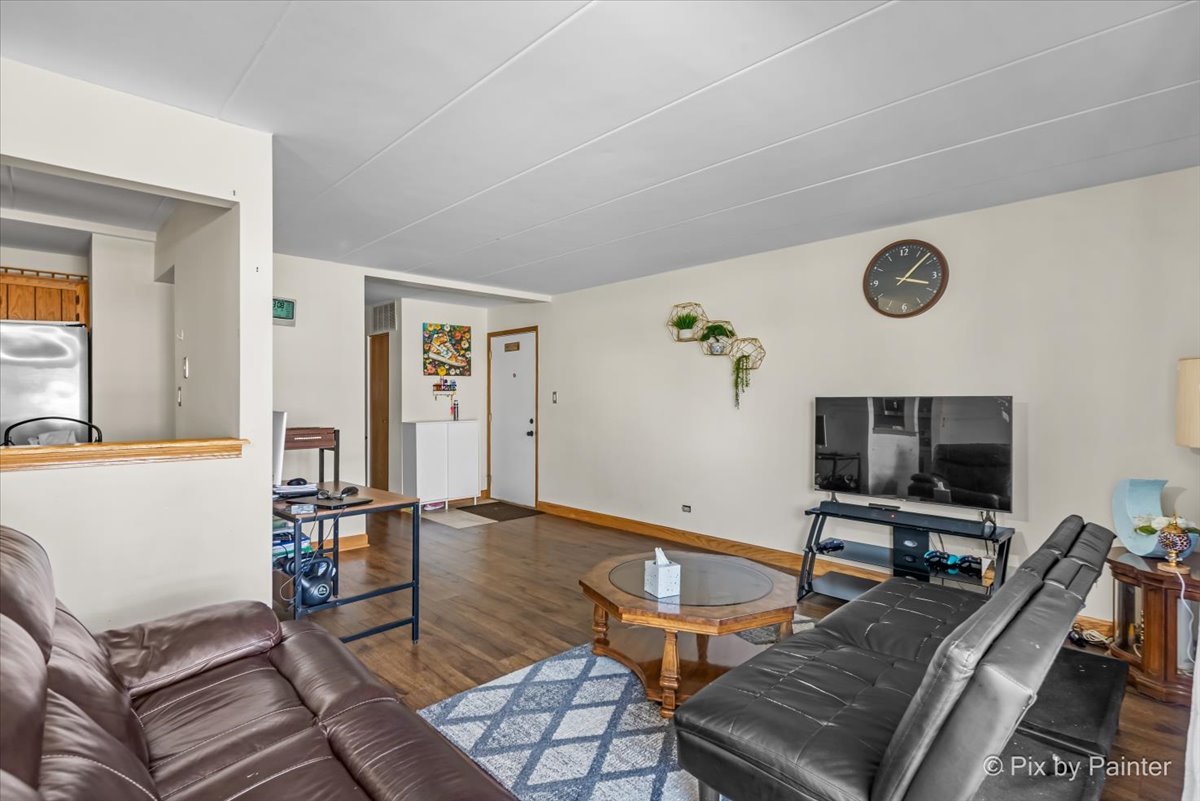 9800 Sayre Avenue #1C, Chicago Ridge, IL 60415