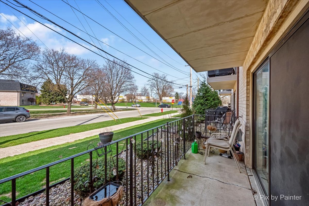 9800 Sayre Avenue #1C, Chicago Ridge, IL 60415