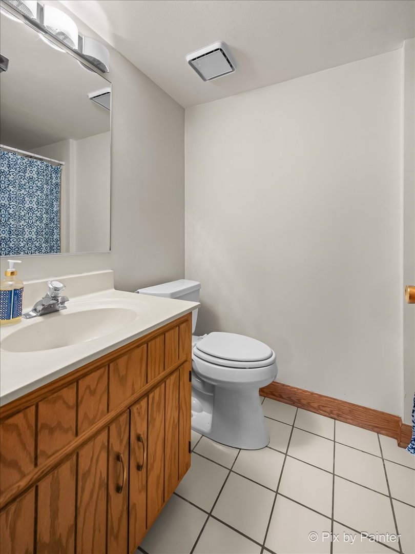 9800 Sayre Avenue #1C, Chicago Ridge, IL 60415