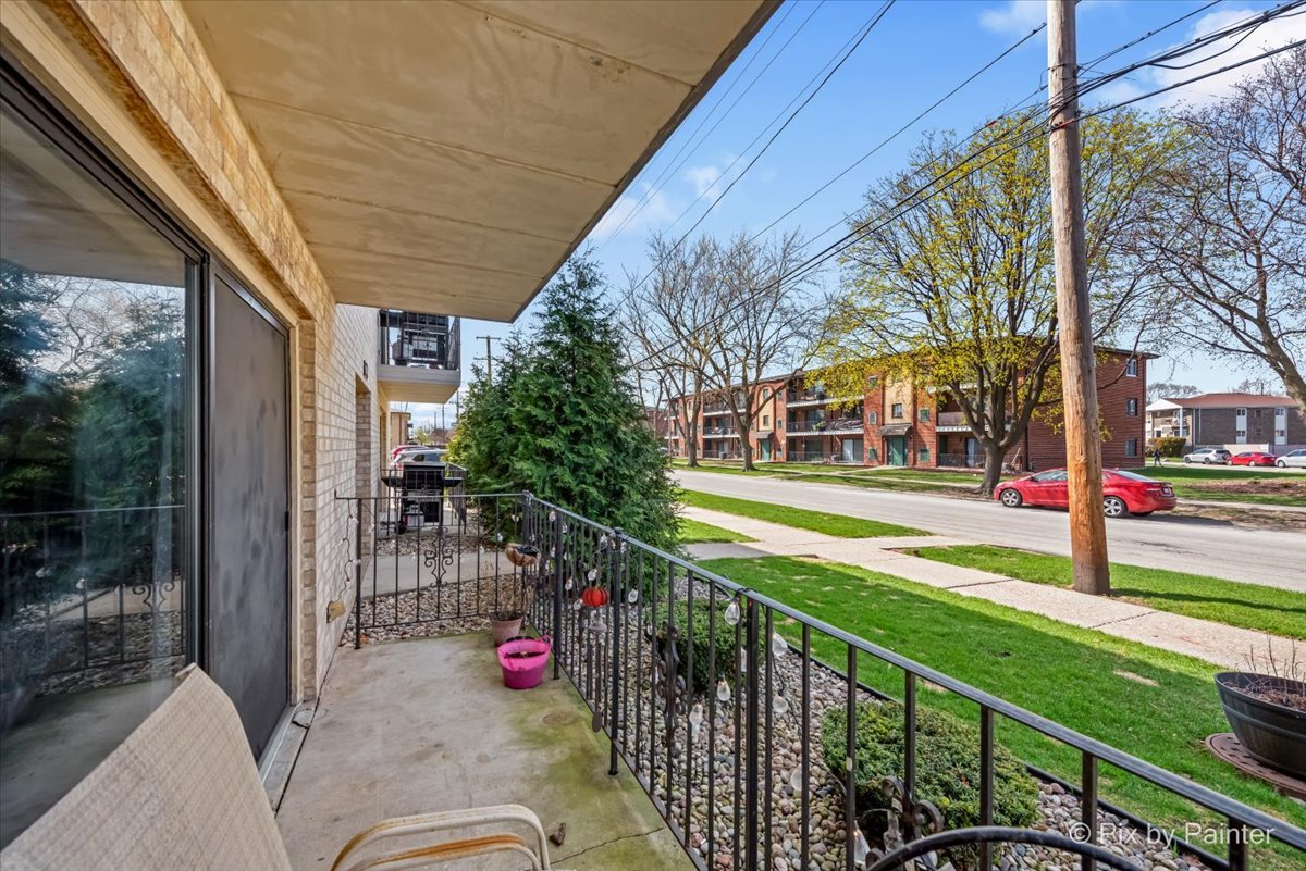 9800 Sayre Avenue #1C, Chicago Ridge, IL 60415