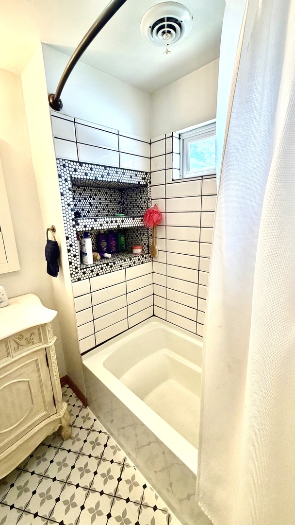 1017 N Nicholson Street, Joliet, IL 60435