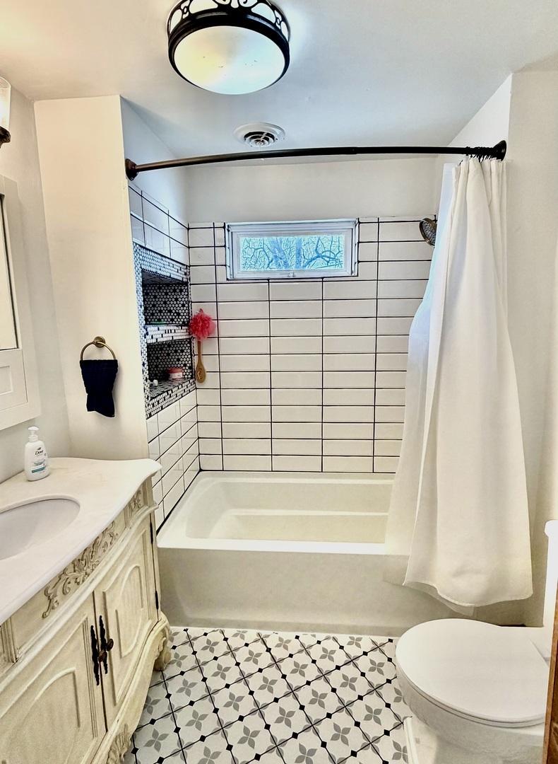 1017 N Nicholson Street, Joliet, IL 60435