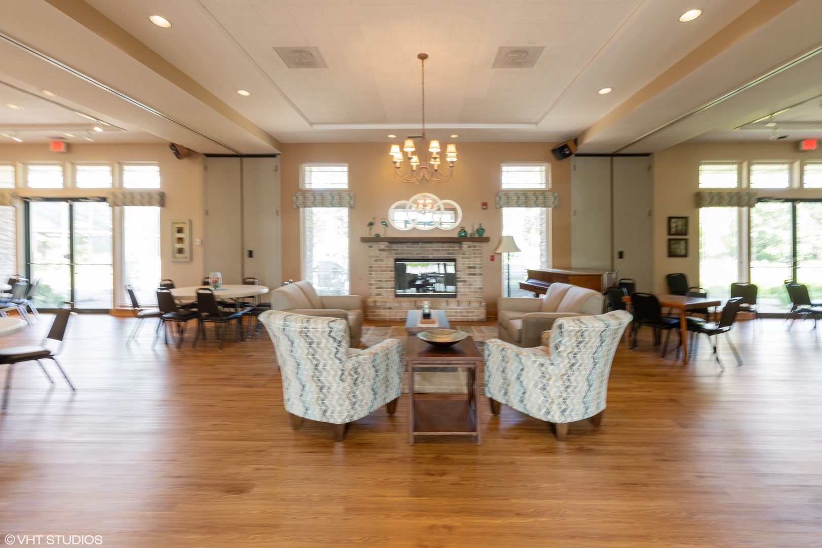 2238 Carillon Drive, Grayslake, IL 60030