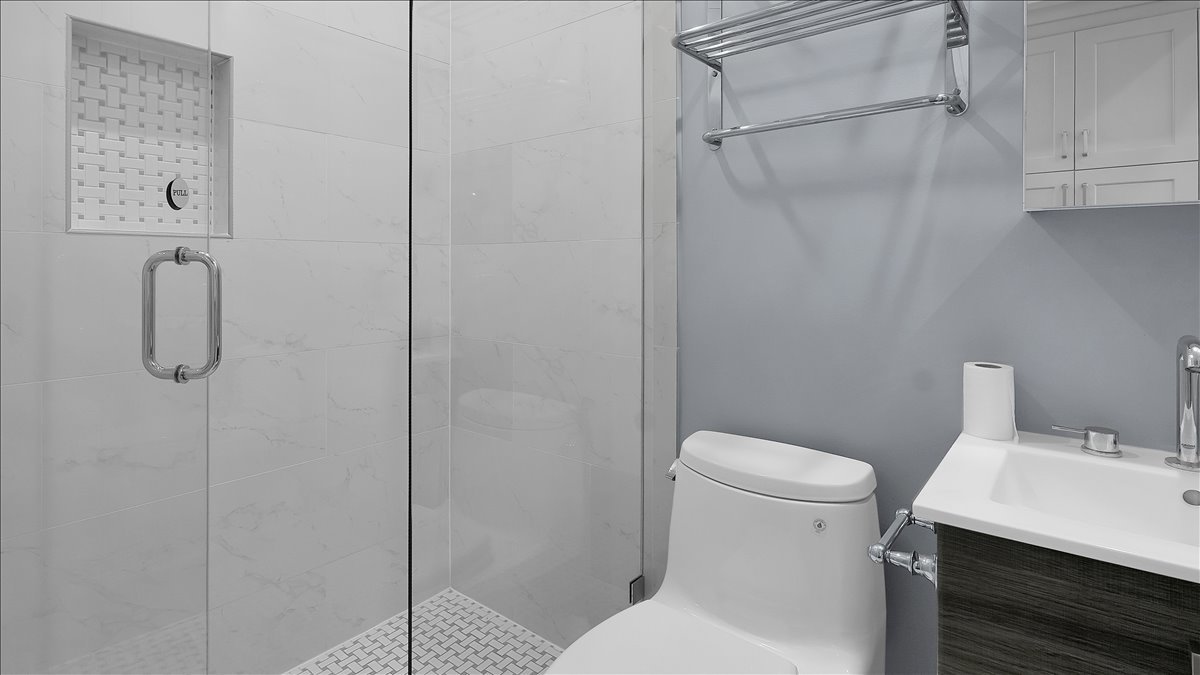 5743 S Kimbark Avenue, Chicago, IL 60637