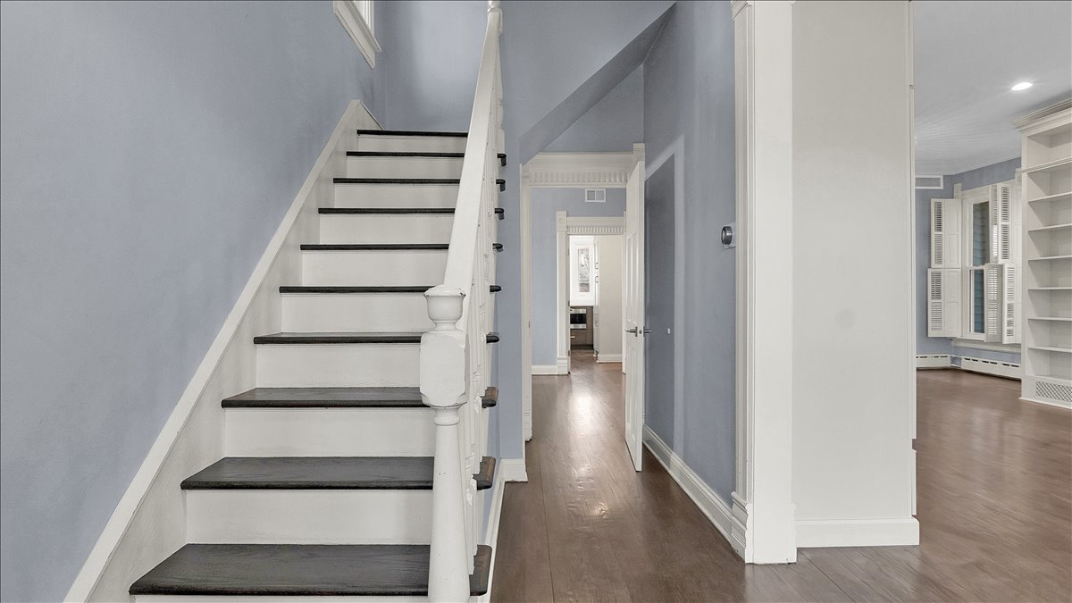 5743 S Kimbark Avenue, Chicago, IL 60637