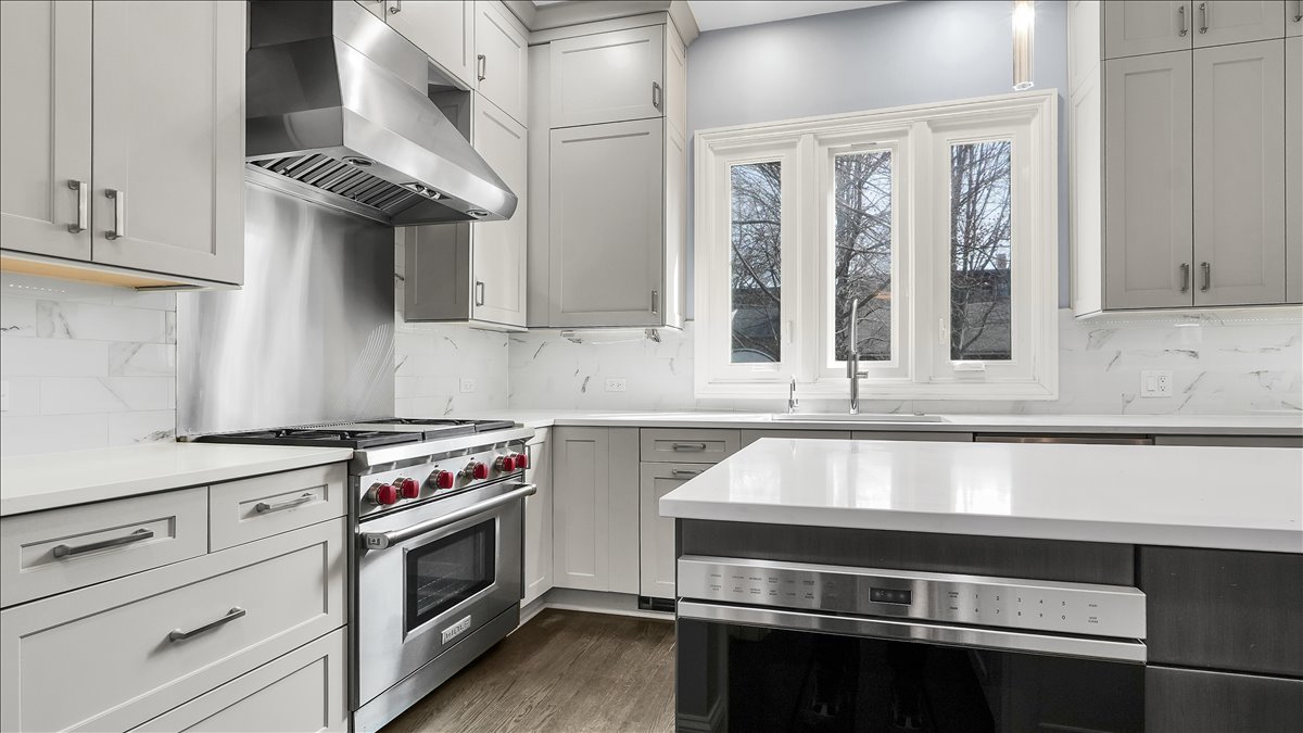 5743 S Kimbark Avenue, Chicago, IL 60637