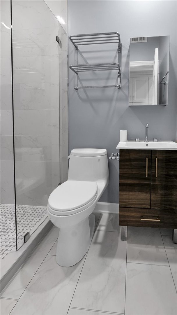 5743 S Kimbark Avenue, Chicago, IL 60637