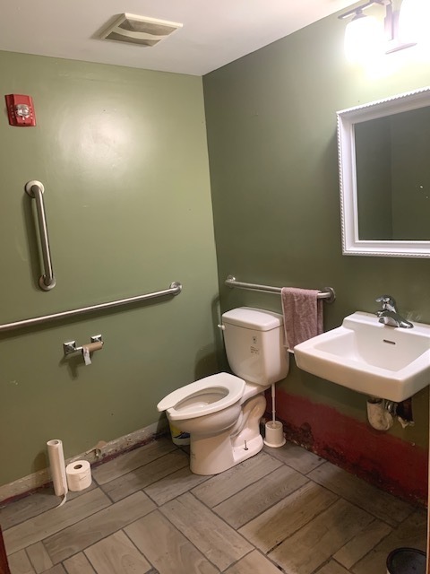 1616 Ogden Avenue, Lisle, IL 60532