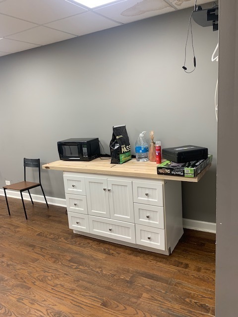 1616 Ogden Avenue, Lisle, IL 60532