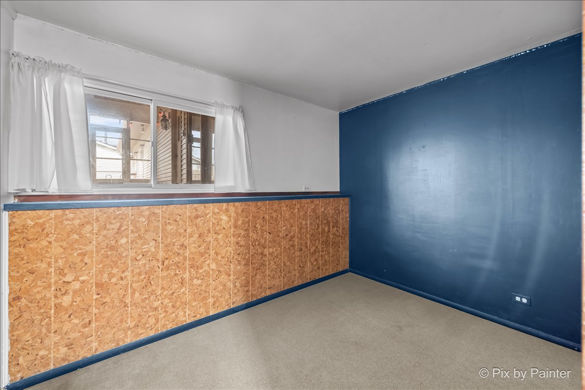 876 Darlington Lane, Crystal Lake, IL 60014