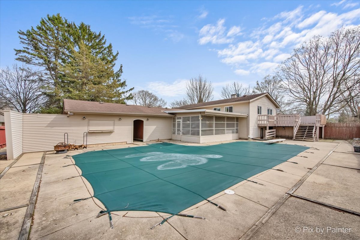 876 Darlington Lane, Crystal Lake, IL 60014