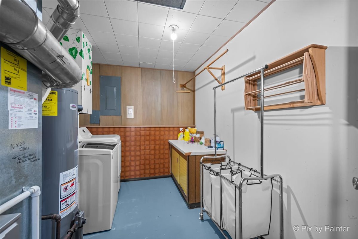 876 Darlington Lane, Crystal Lake, IL 60014