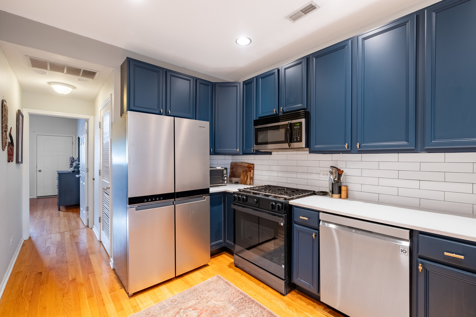 1427 N Bosworth Avenue #2, Chicago, IL 60642