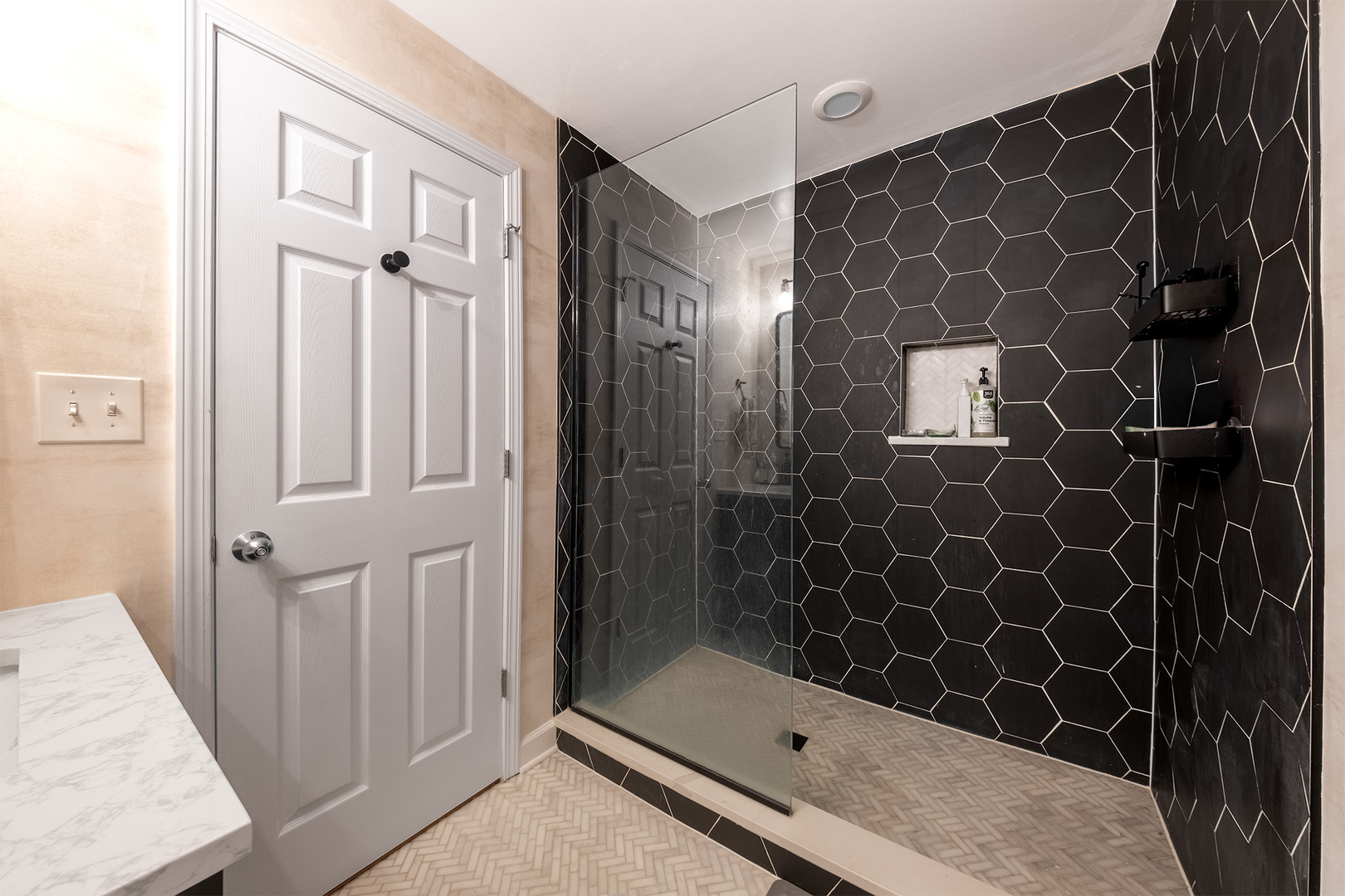 1427 N Bosworth Avenue #2, Chicago, IL 60642