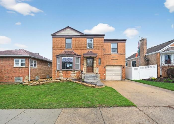 2764 W 95th Place, Evergreen Park, IL 60805