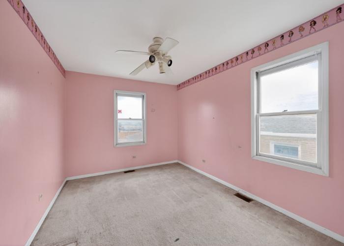 2764 W 95th Place, Evergreen Park, IL 60805