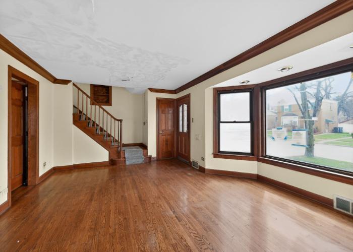 2764 W 95th Place, Evergreen Park, IL 60805